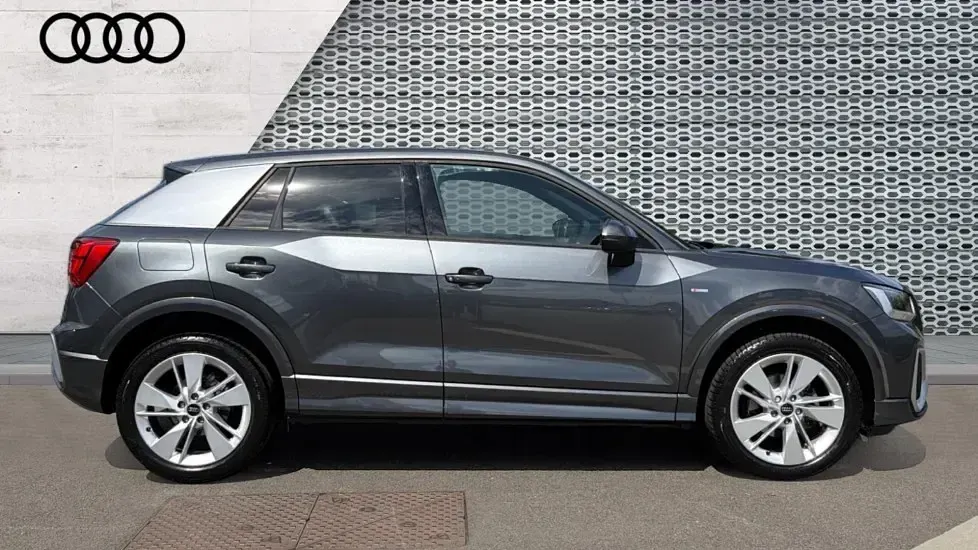 Used Audi Q2 S-Line 150 HP (110 kW) 2025 Grey SUV