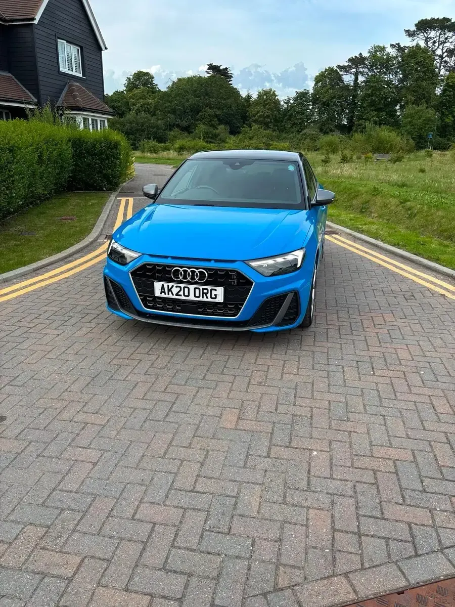 Used Audi A1 Competition 196 HP (144 kW) 2020 Blue SUV