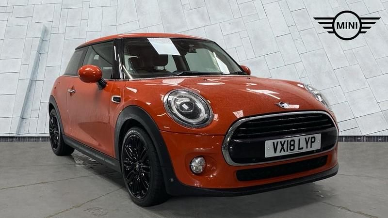 Used Mini Cooper Hatch 134 HP (98 kW) 2018 Orange Hatchback