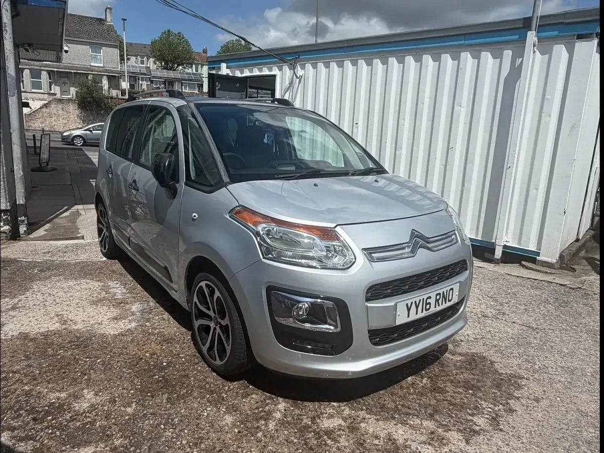 Used Citroën C3 Picasso Platinum 2016 Silver MPV