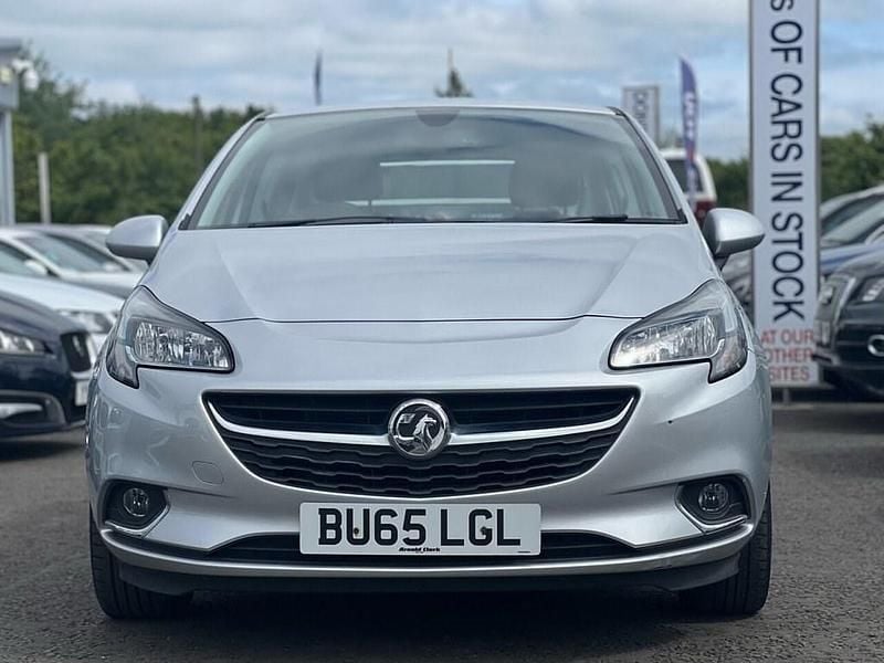 Used Vauxhall Corsa SRi 89 HP (65 kW) 2015 Silver Hatchback