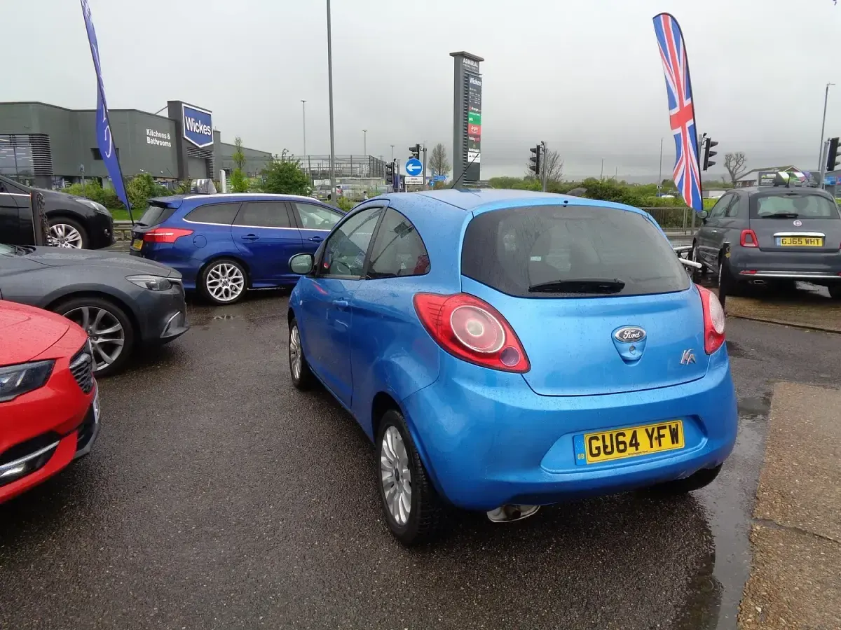 Used Ford Ka Zetec 69 HP (50 kW) 2014 Blue Hatchback