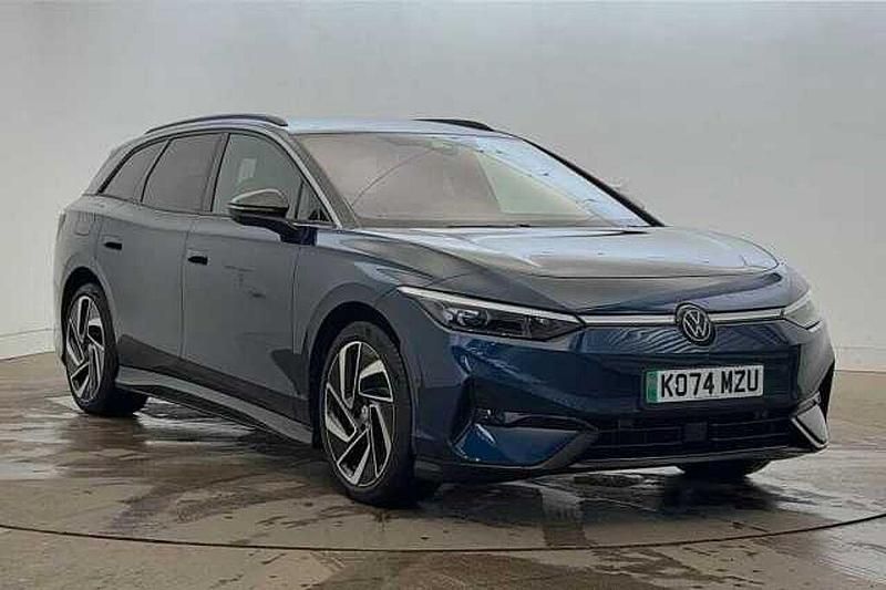 Blue Used 2025 VW ID.7 Pro Sedan | £38,705 (Fair price) - Image 1/4