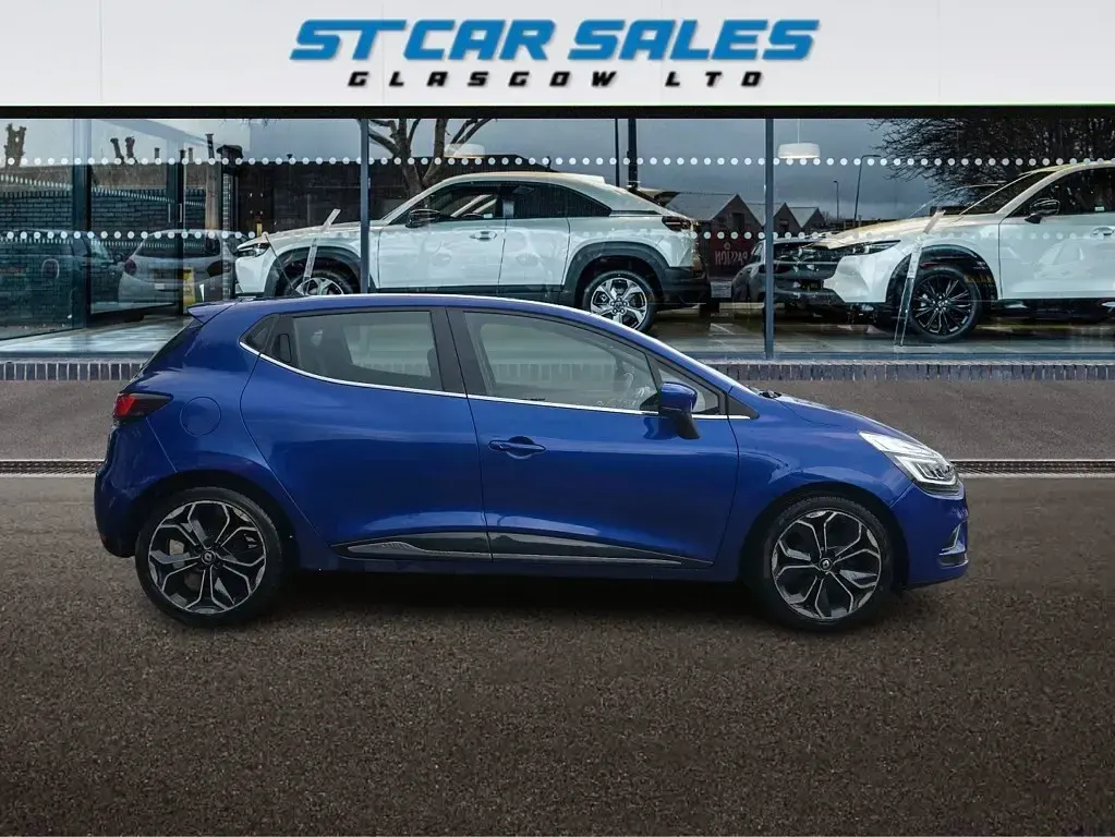 Used Renault Clio Dynamique 90 HP (66 kW) 2018 Blue Hatchback