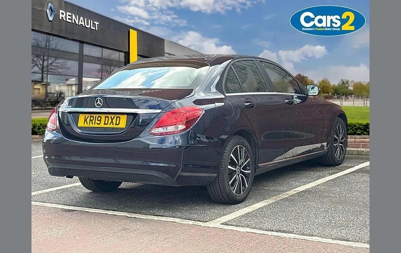 Usado Mercedes C200 SE 180 CV (132 kW) 2019 Azul Berlina