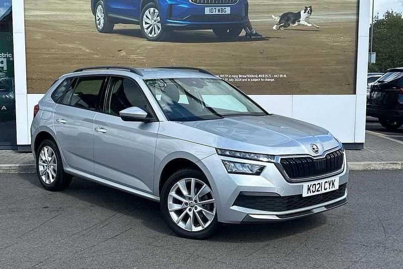 Brilliant silver metallic Used 2021 Skoda Kamiq SE SUV | £12,995 (Good price) - Image 1/4