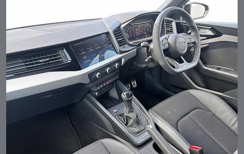Used Audi A1 Black Edition 113 HP (83 kW) 2026 Green SUV