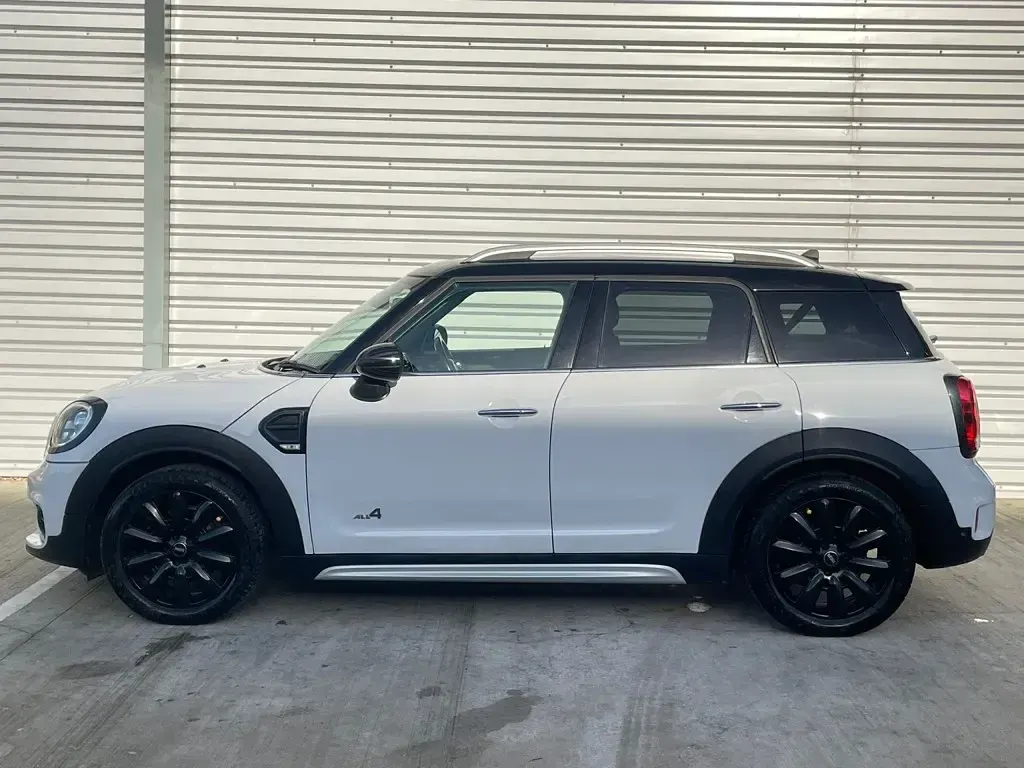 Used Mini Cooper S Countryman Exclusive 2018 White SUV
