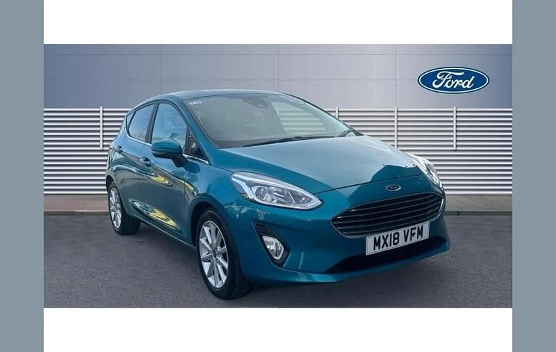 Used Ford Fiesta Titanium 100 HP (73 kW) 2018 Blue Hatchback