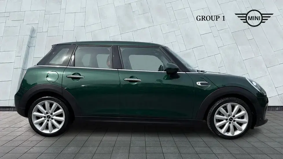Used Mini Cooper Hatch 136 HP (100 kW) 2018 Green Hatchback
