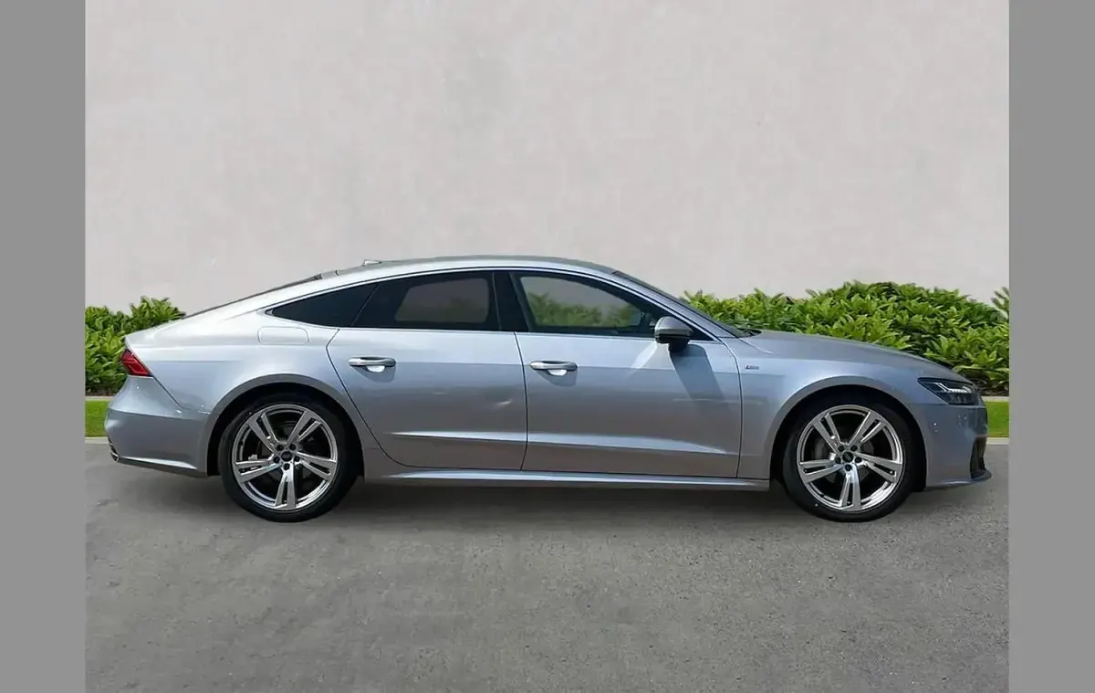 Used Audi A7 S-Line 204 HP (150 kW) 2023 Silver Sedan