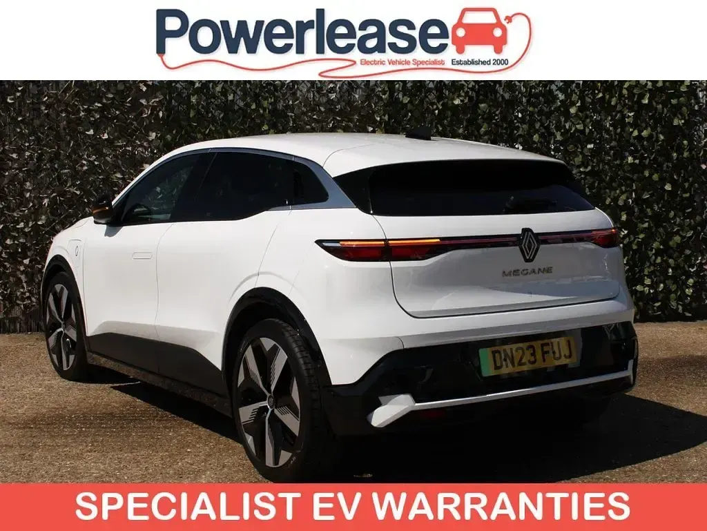 Used Renault Megane E-Tech Techno 161 kW (220 HP) 2023 White Hatchback