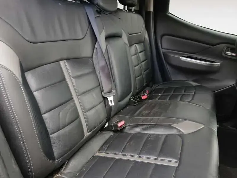 Used Mitsubishi L200 181 HP (133 kW) 2019 Black Pickup