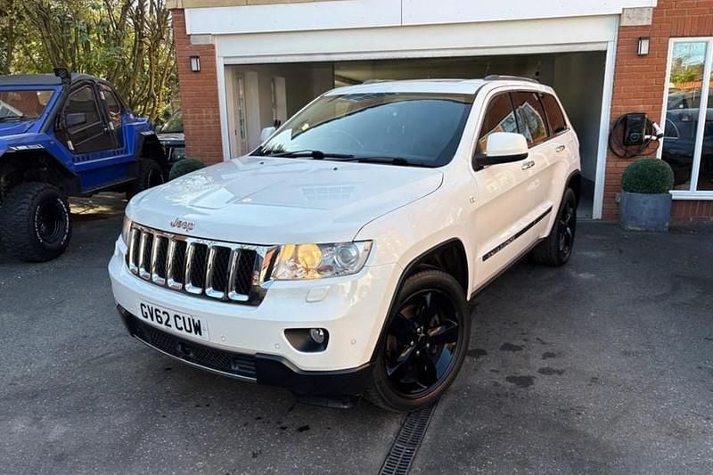White Used 2013 Jeep Grand Cherokee Overland SUV | £8,950 (Good price) - Image 1/1