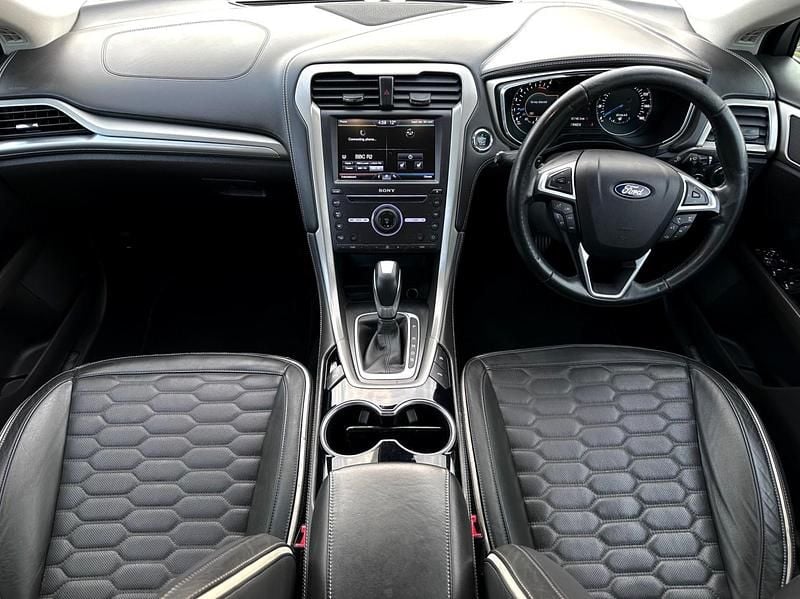 Used Ford Mondeo Vignale 180 HP (132 kW) 2016 Grey Sedan