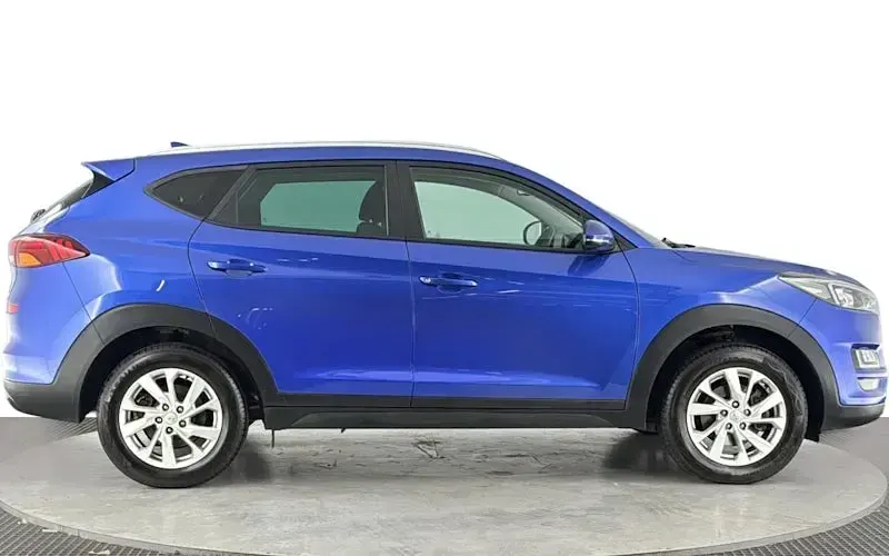 Used Hyundai Tucson SE 132 HP (97 kW) 2019 Blue SUV