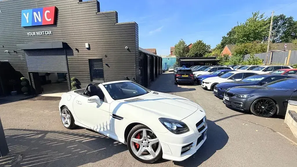Used Mercedes SLK250 AMG 2015 White Cabriolet