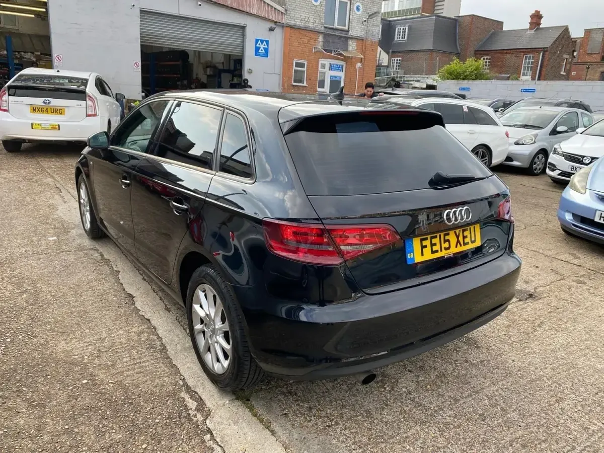Used Audi A3 110 HP (80 kW) 2015 Black Hatchback