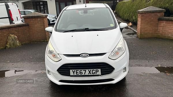 Used Ford B-MAX Titanium 2017 White MPV