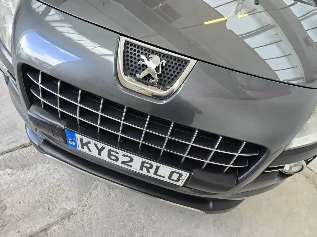 Used Peugeot 3008 Allure 163 HP (119 kW) 2012 Grey Estate