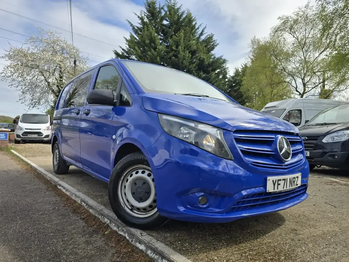 Used Mercedes Vito Progressive 2021 Blue Van