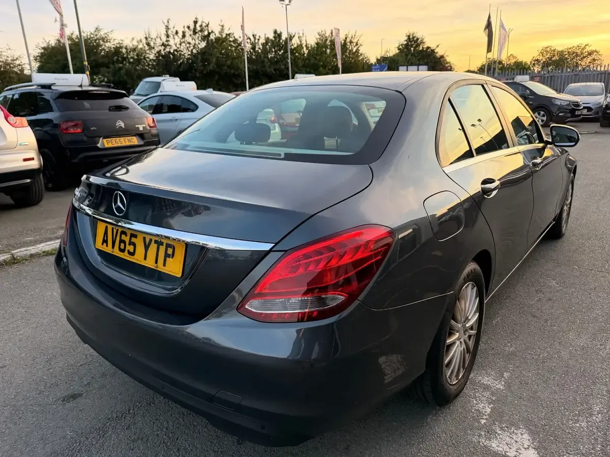 Used Mercedes C200 Executive 136 HP (100 kW) 2016 Grey Sedan