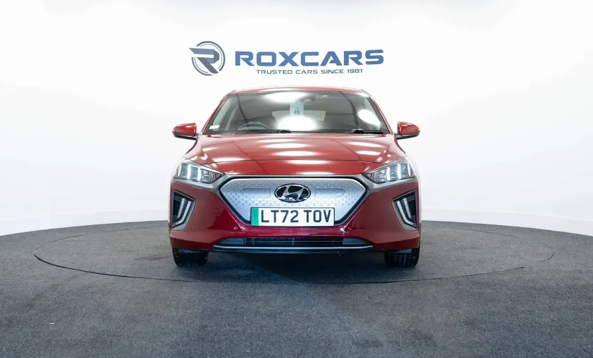 Used Hyundai Ioniq Premium SE 100 kW (136 HP) 2022 Red Hatchback