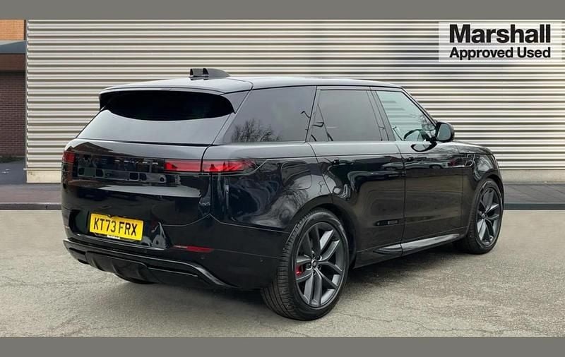 Used Land Rover Range Rover Sport SE Dynamic 300 HP (220 kW) 2023 Santorini black metallic SUV