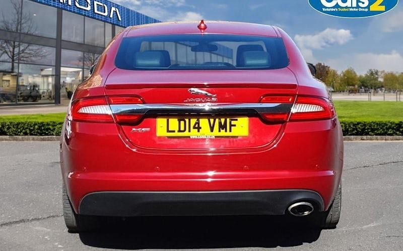 Second-hand Jaguar XF R-Sport 200 CP (147 kW) 2015 Berlinǎ