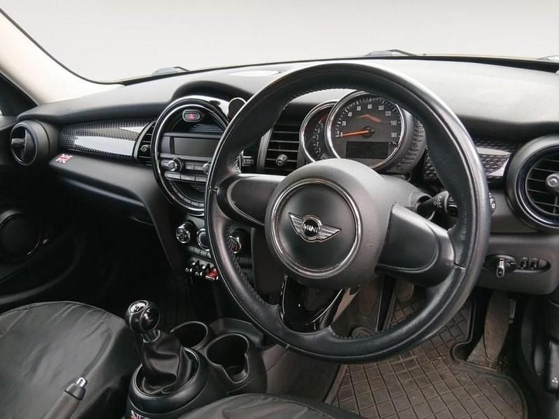 Used Mini Cooper SD Hatch 170 HP (125 kW) 2017 Green Hatchback