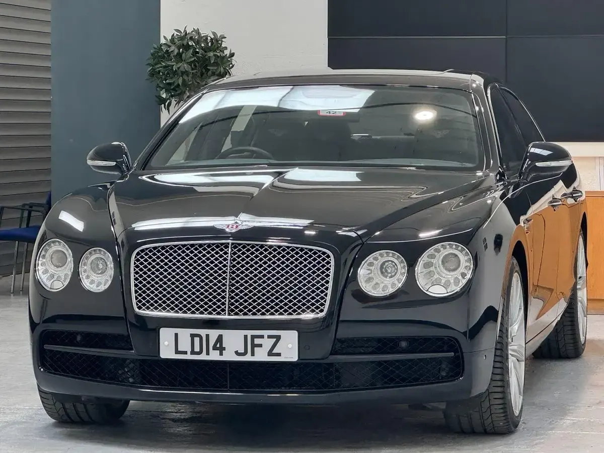 Used Bentley Flying Spur 507 HP (372 kW) 2014 Black Sedan