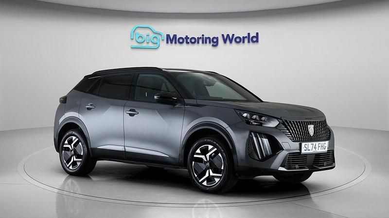 Used Peugeot 2008 GT 130 HP (95 kW) 2024 Grey SUV