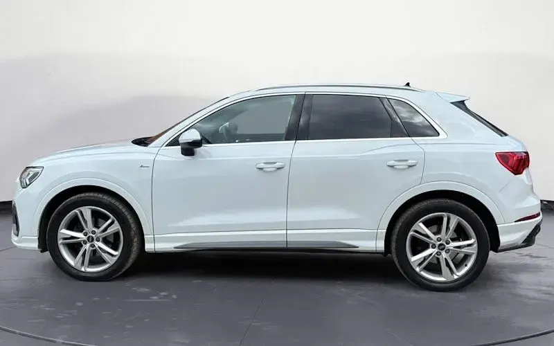 Used Audi Q3 S-Line 150 HP (110 kW) 2023 SUV