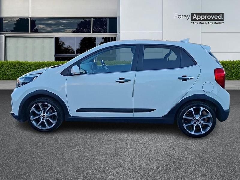 Used Kia Picanto X-Line 84 HP (61 kW) 2018 White Hatchback