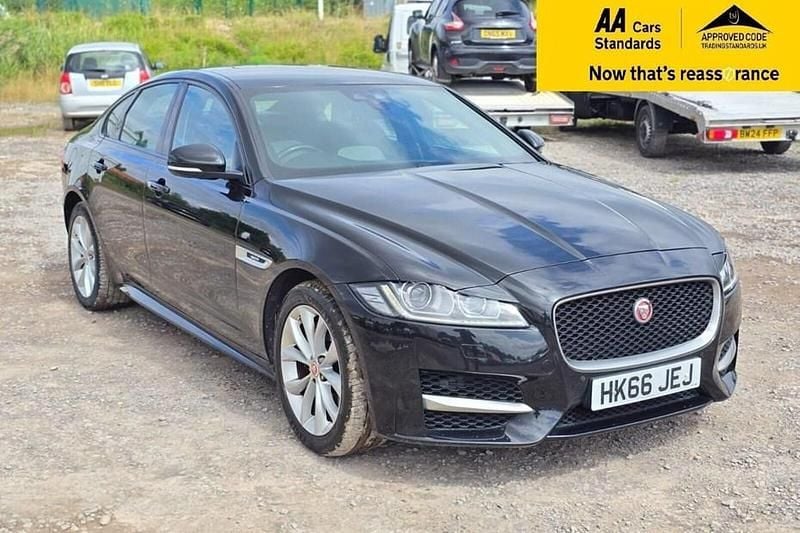 Used Jaguar XF R-Sport 180 HP (132 kW) 2017 Black Sedan