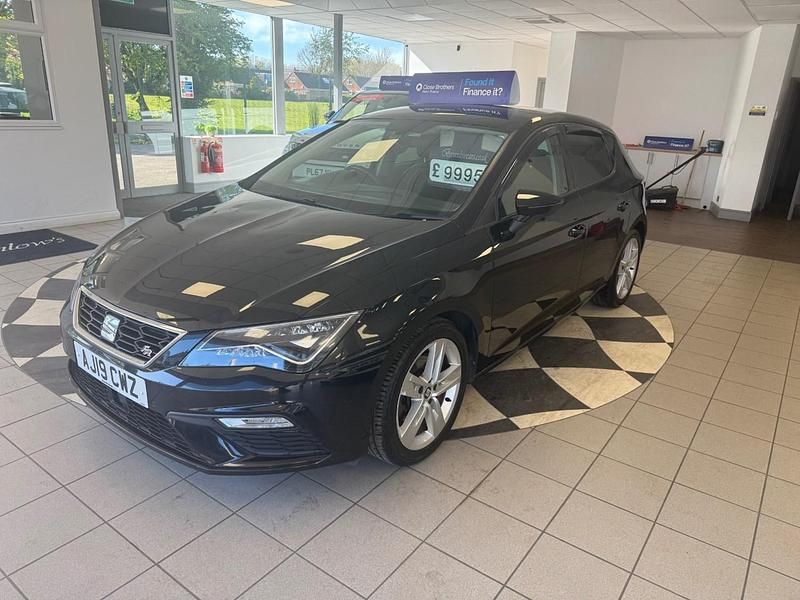 Begagnad Seat Leon FR 130 HK (95 kW) 2019 Svart Halvkombi