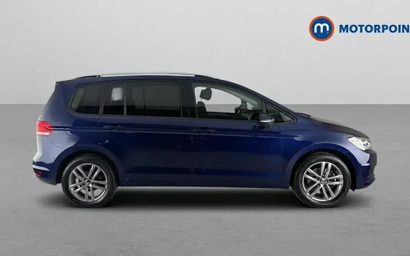 Used VW Touran Match 150 HP (110 kW) 2025 Blue MPV