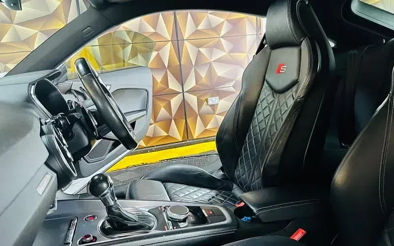 Begagnad Audi TT S-Line 230 HK (169 kW) 2018 Sportkupé