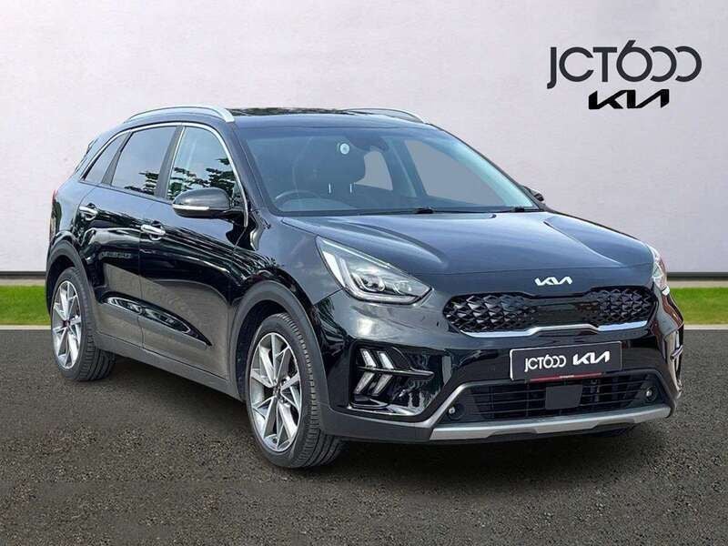 Black Used 2022 Kia Niro 4 SUV | £20,322 (Fair price) - Image 1/4