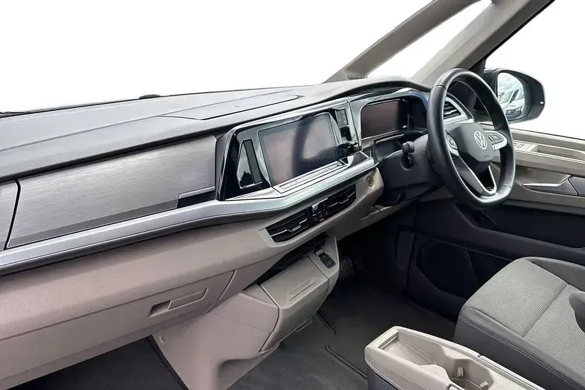 Used VW Multivan Life 218 HP (160 kW) 2024 Blue MPV