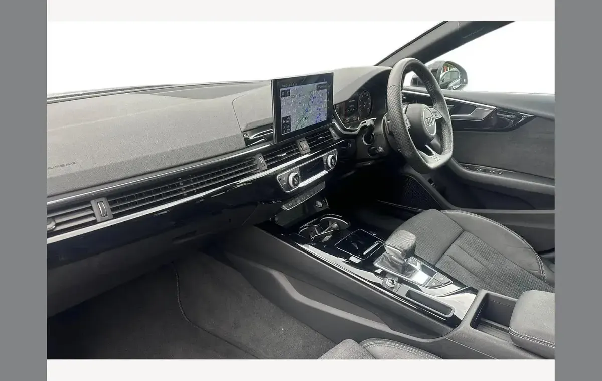 Used Audi A5 Black Edition 204 HP (150 kW) 2024 White Hatchback