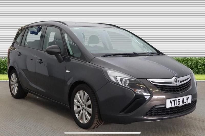 Used Vauxhall Zafira Tourer Design Edition 170 HP (125 kW) 2016 MPV