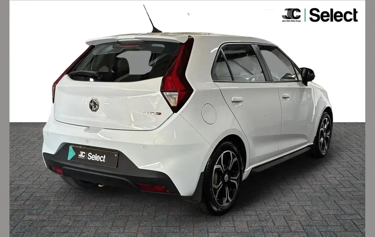 Used MG MG3 Exclusive 106 HP (77 kW) 2019 White Hatchback