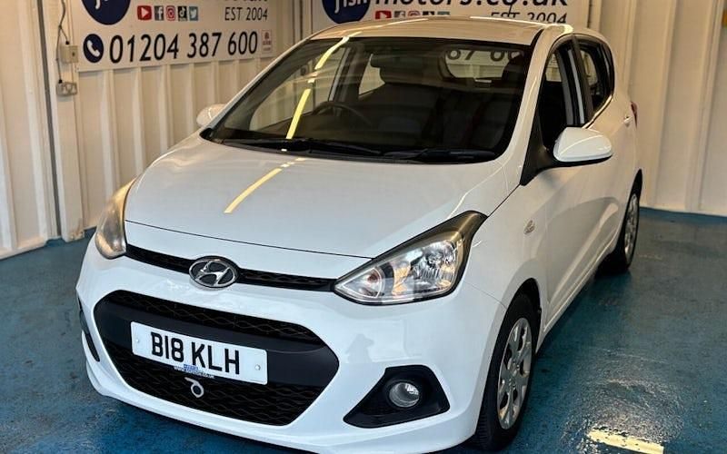 Used 2016 Hyundai i10 SE Hatchback | £5,990 (Good price) - Image 1/4