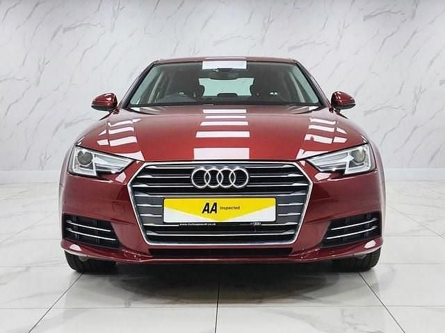 Używany Audi A4 Sport 150 KM (110 kW) 2016 Czerwony Sedan/Limuzyna
