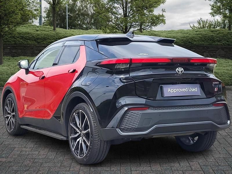 Used Toyota C-HR Sport 2025 Red/black SUV