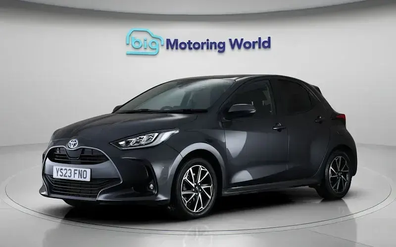 Second-hand Toyota Yaris Hybrid Design 116 CP (85 kW) 2026 Hatchback