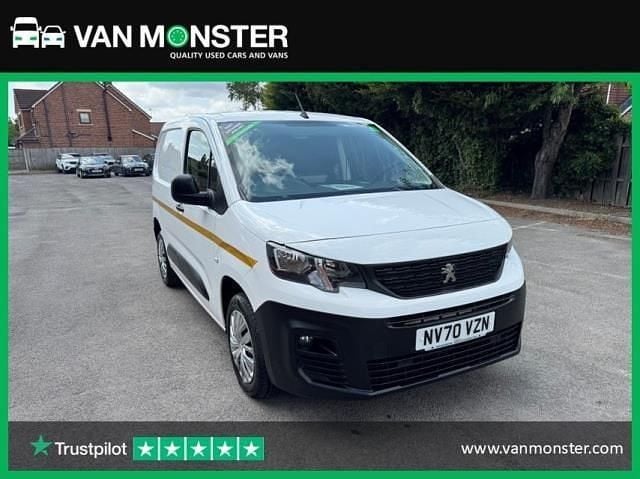 White Used 2021 Peugeot Partner MPV | £8,198 (Super price) - Image 1/4