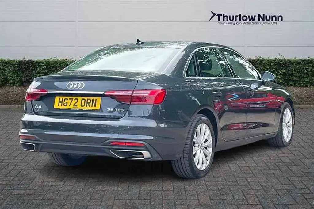 Used Audi A4 Comfort 150 HP (110 kW) 2022 Grey Sedan