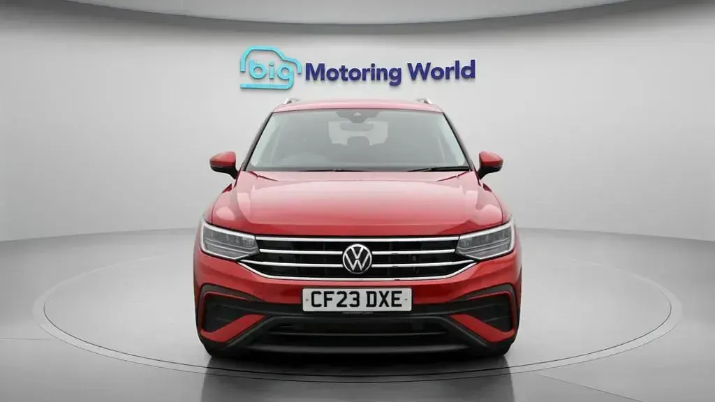 Used VW Tiguan S 150 HP (110 kW) 2023 Red SUV